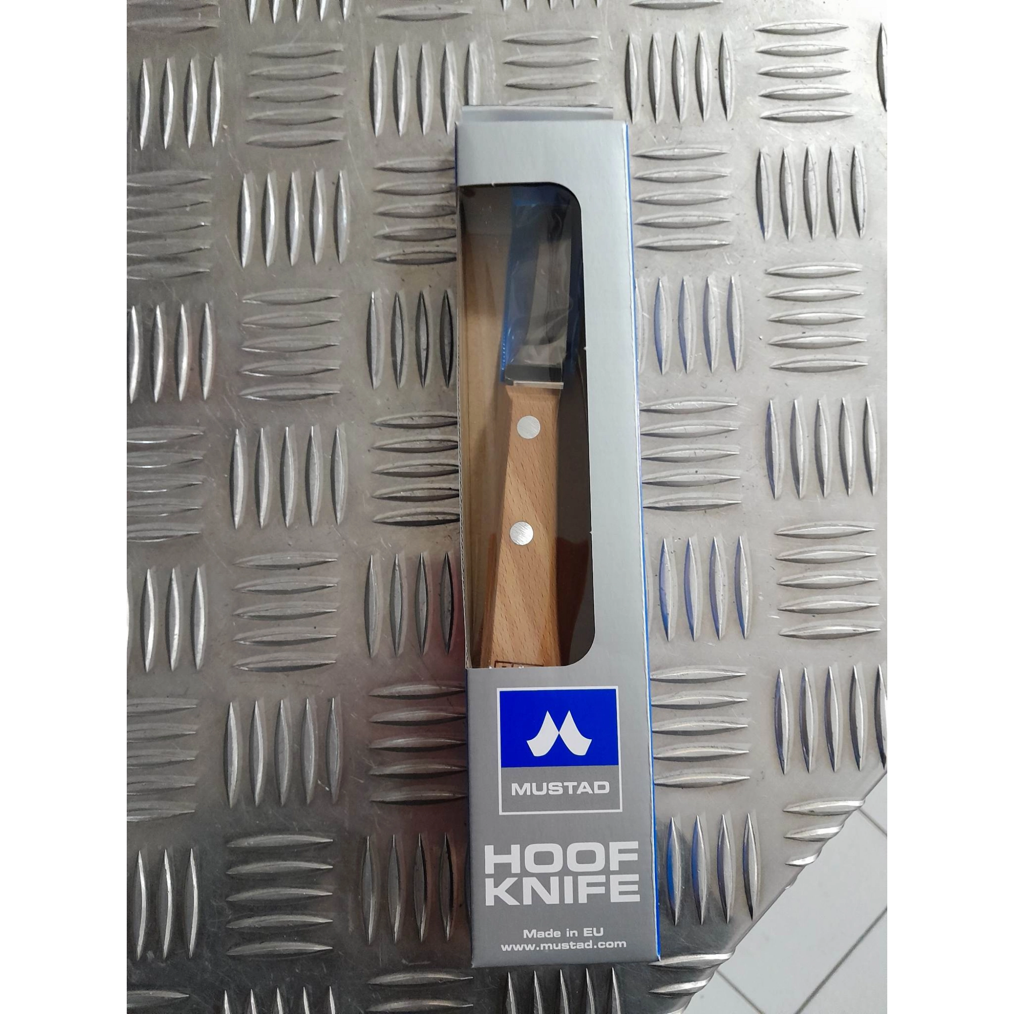 MUSTAD Patafaragókés New Series Kétélű pengés