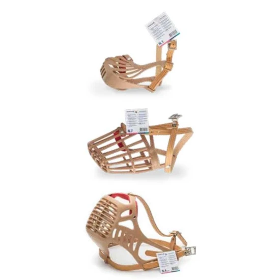 Műanyag kutya szájkosár bőrszíjjal 4. méret, Körméret: 27 cm, Hossz: 9 cm