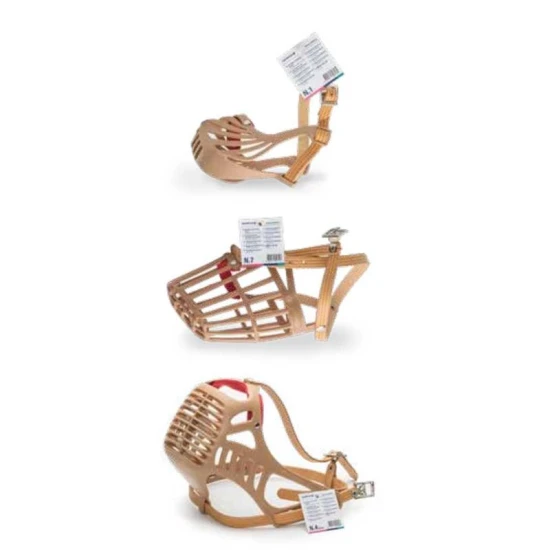 Műanyag kutya szájkosár bőrszíjjal 8. méret, Körméret: 40 cm, Hossz: 13 cm