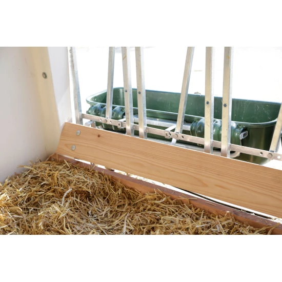 KERBL Calfhouse Premium XL borjúházhoz lépésvédő szett, etető rúddal