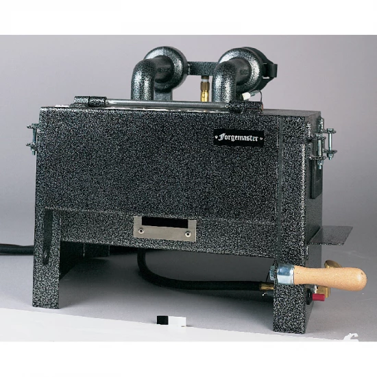 MUSTAD FORGEMASTER Dual kohó Két égőfejes , piezoelektromos gyújtással, szabályozóval és manométe